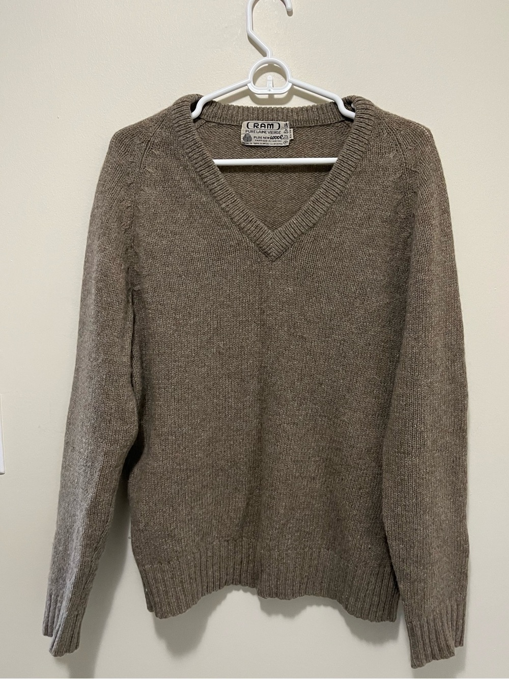 Vintage RAM Pure New Wool V-Neck Sweater Men's XL Brown Made in Macau Earth Tone